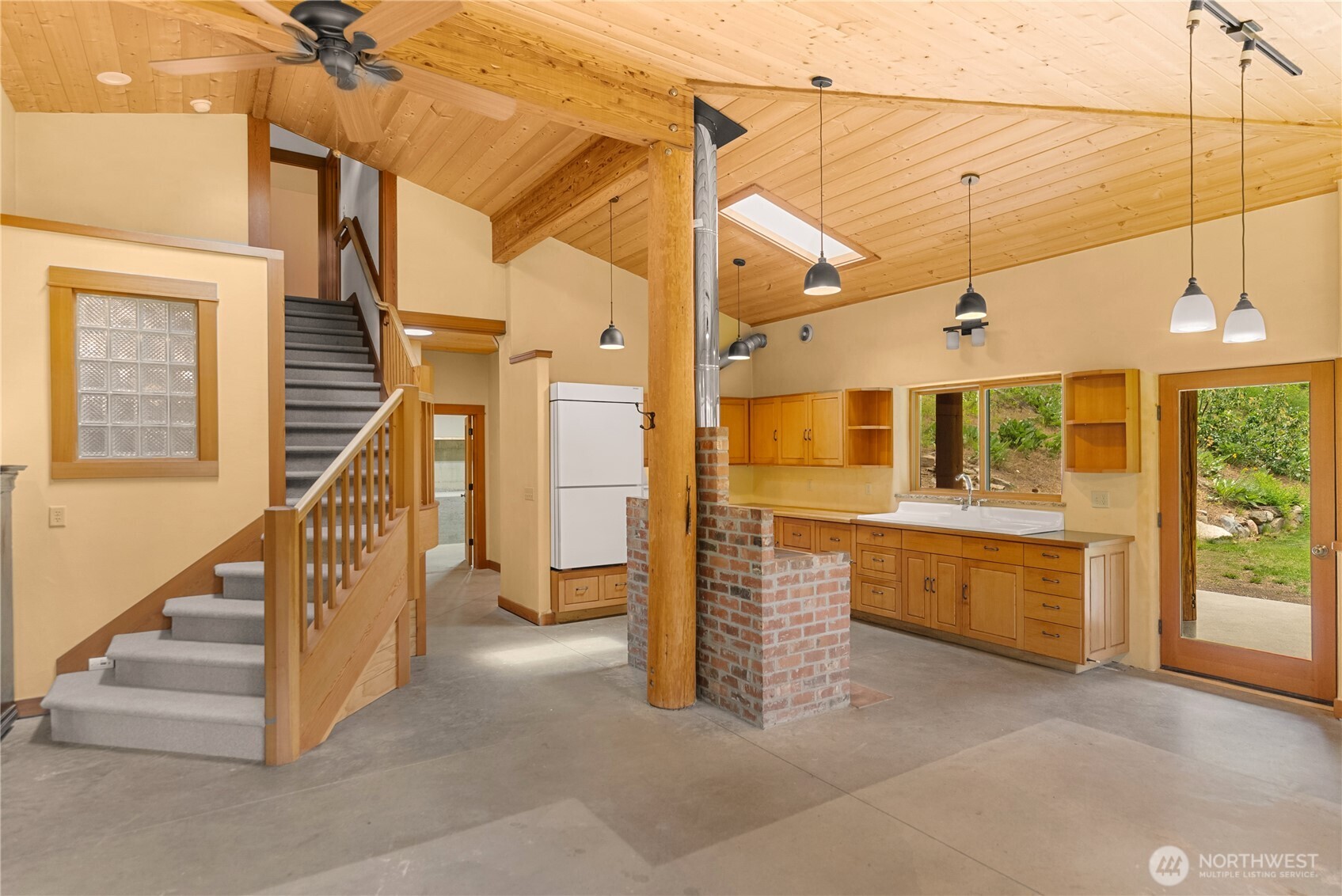 12 Tuckaway Road Property Photo 6