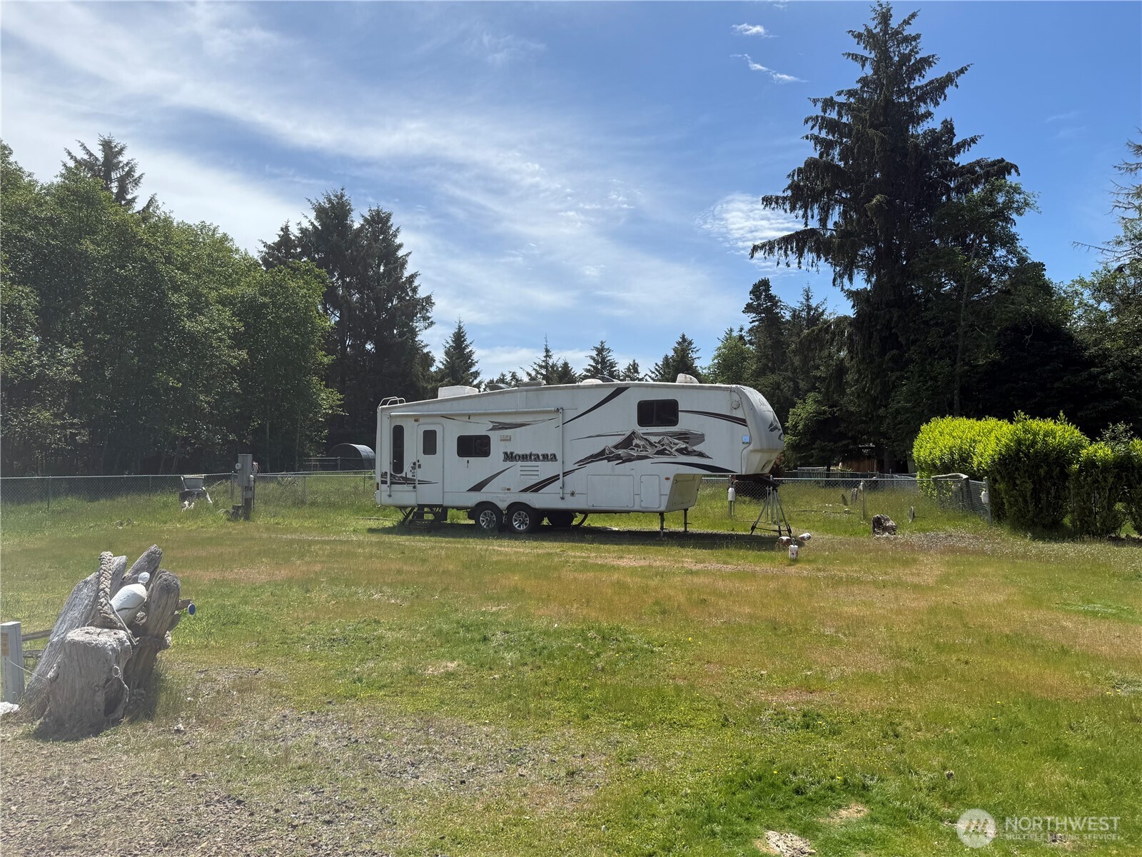1412 322nd Pl Property Photo 1