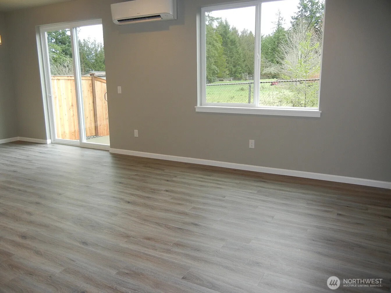 3120 Ponderosa Street Property Photo 4