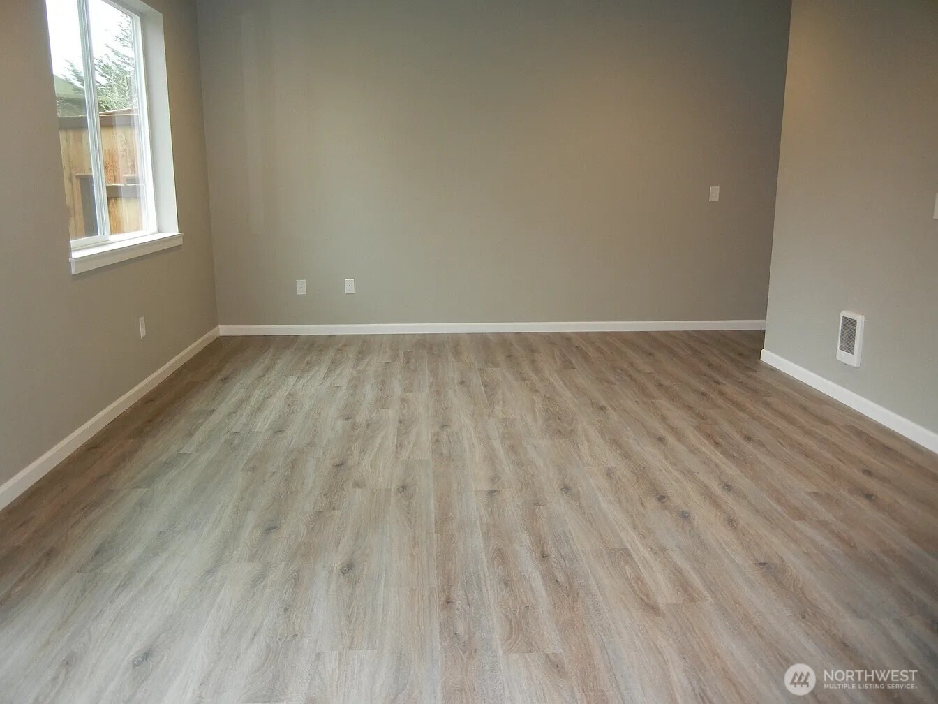 3120 Ponderosa Street Property Photo 12