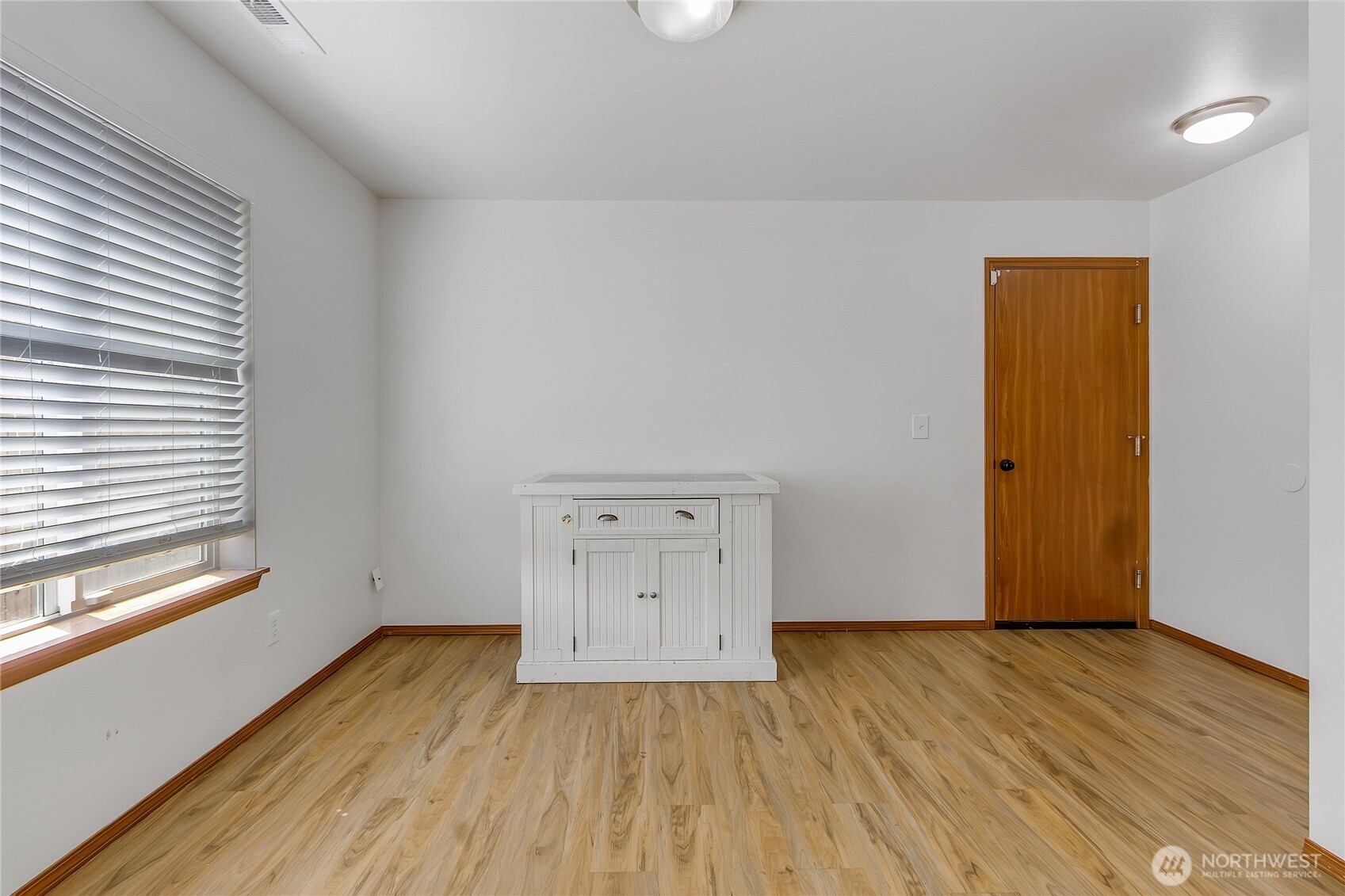 10014 Dragt Street Property Photo 9