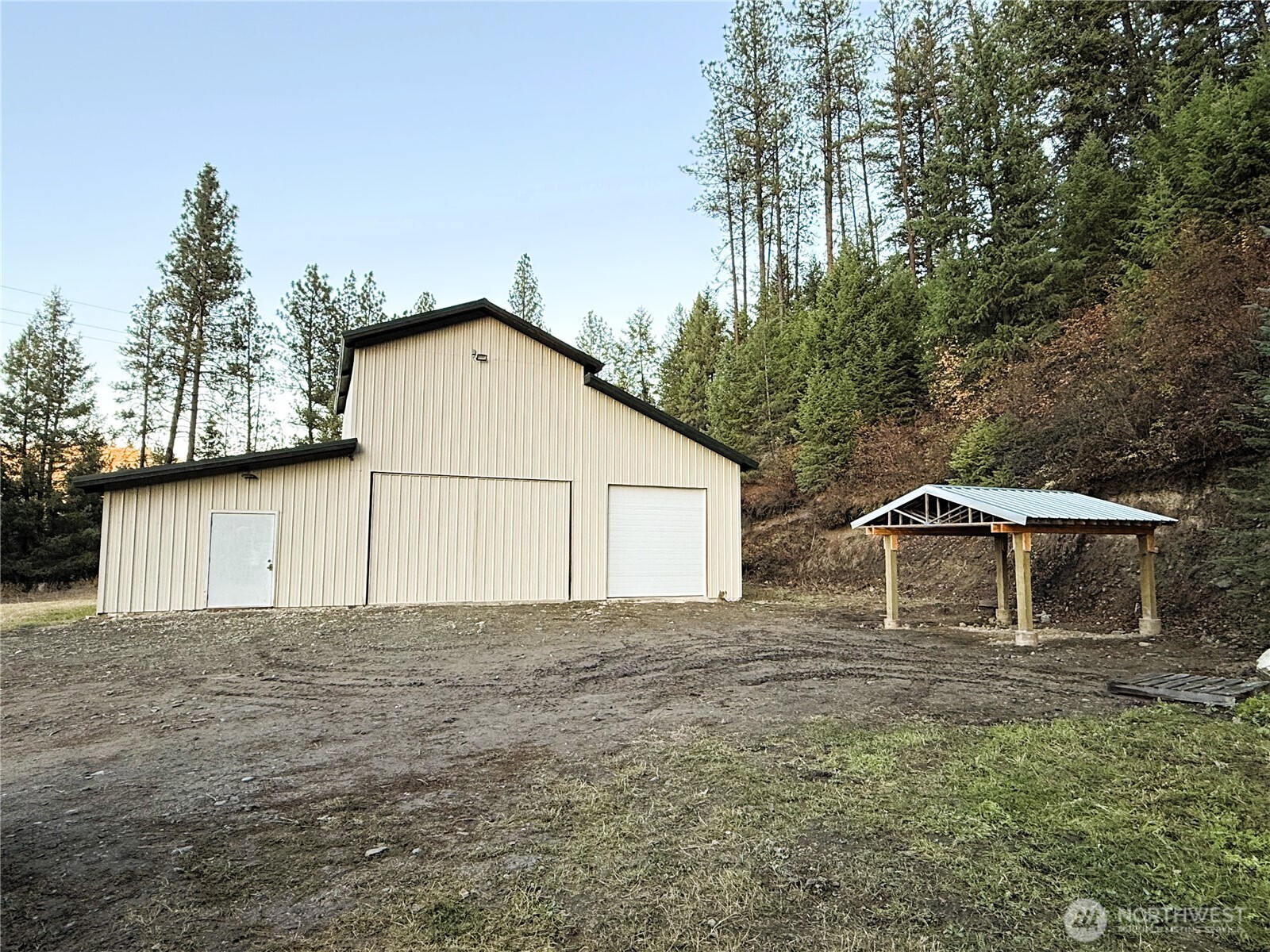 30543 Hwy 20 Property Photo 1