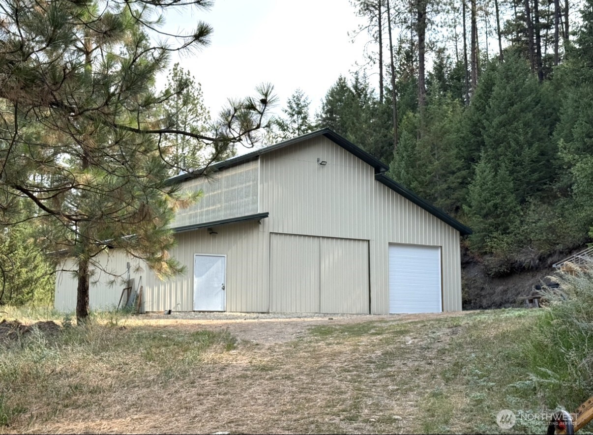 30543 Hwy 20 Property Photo 4