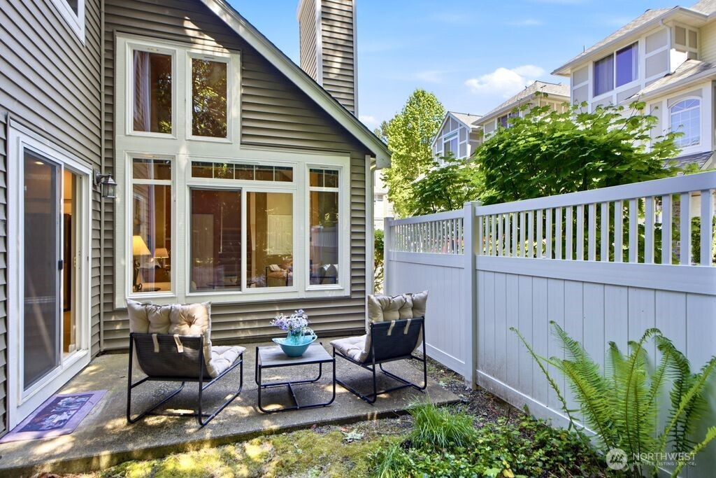 6699 Se Cougar Mountain Way Property Photo 15