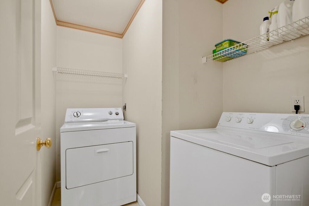 6699 Se Cougar Mountain Way Property Photo 18