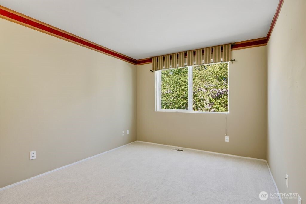 6699 Se Cougar Mountain Way Property Photo 22