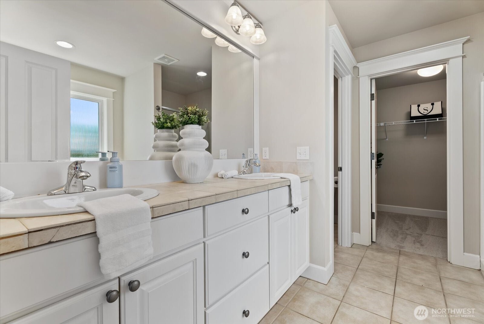 822 235th Place Property Photo 17