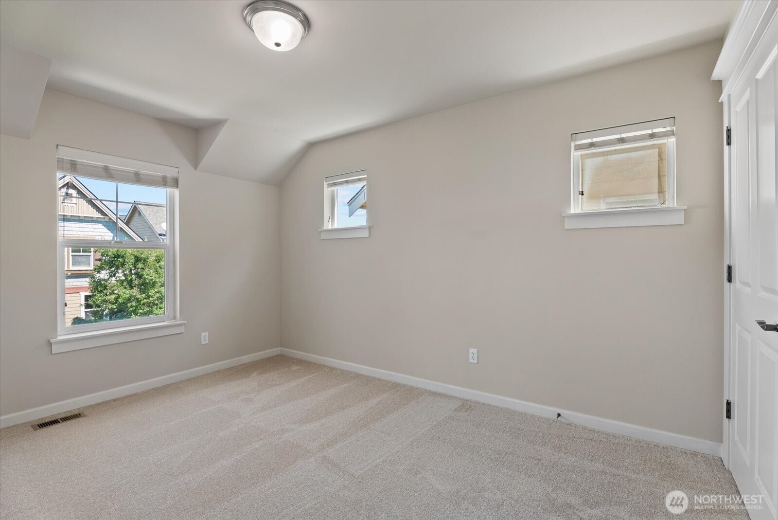 822 235th Place Property Photo 21