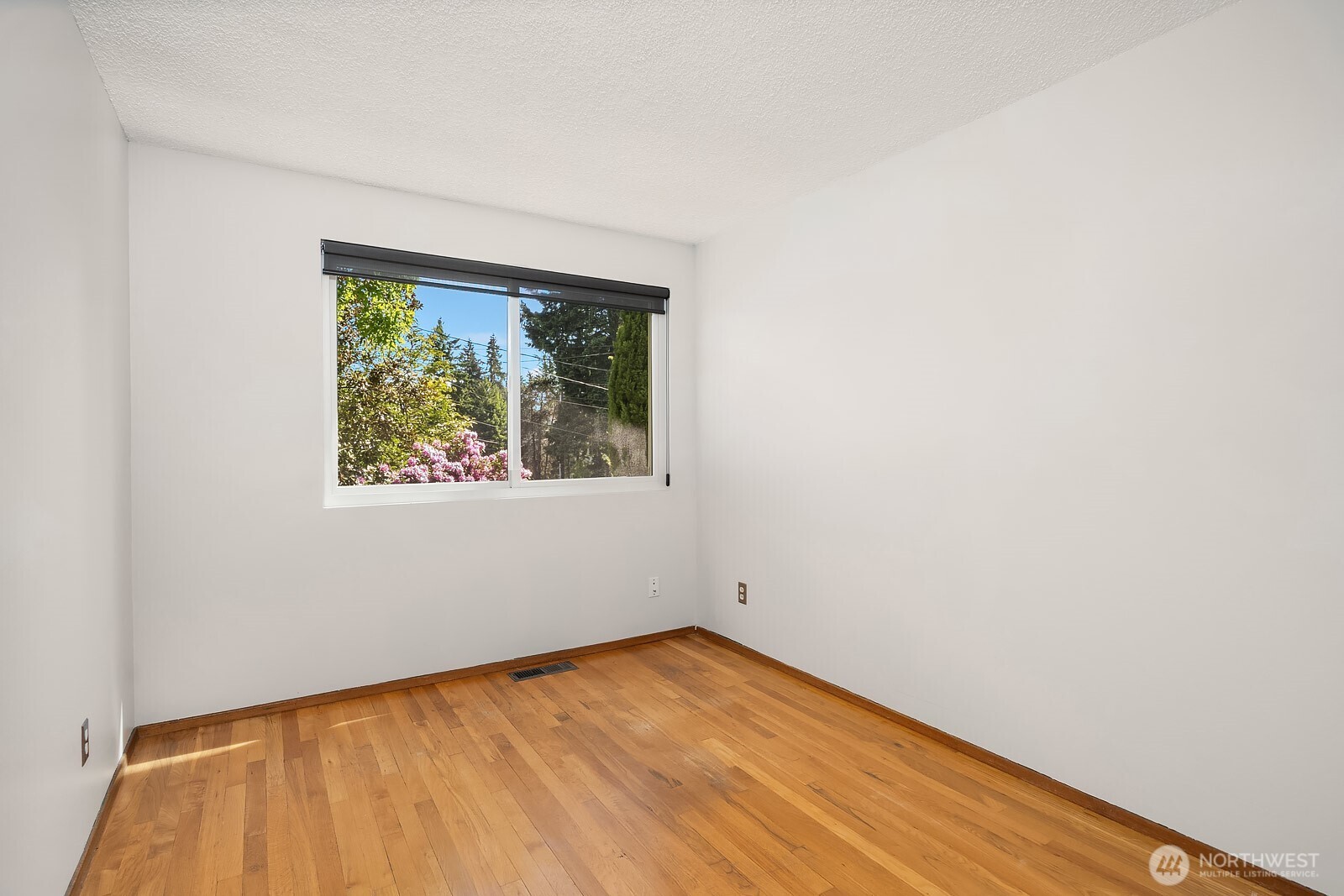 200 154th Place Property Photo 13