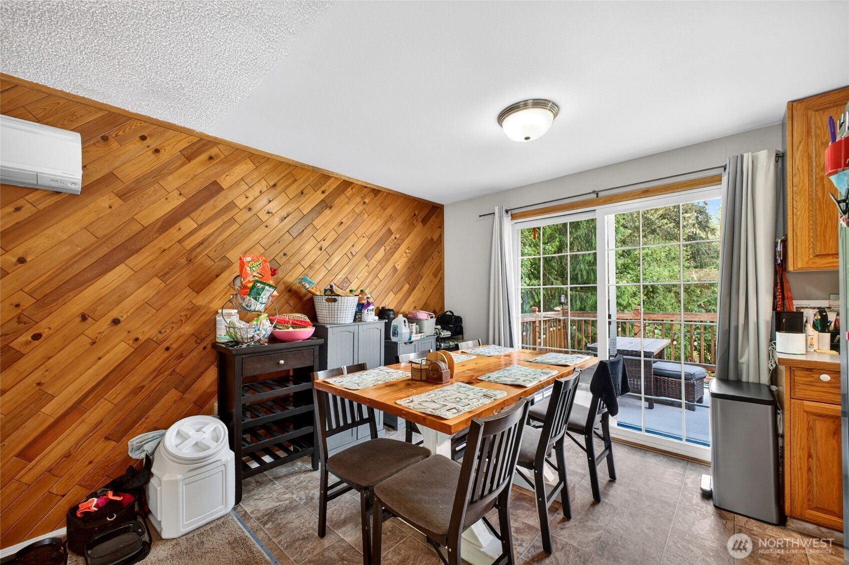 4216 W Tapps Drive Property Photo 8