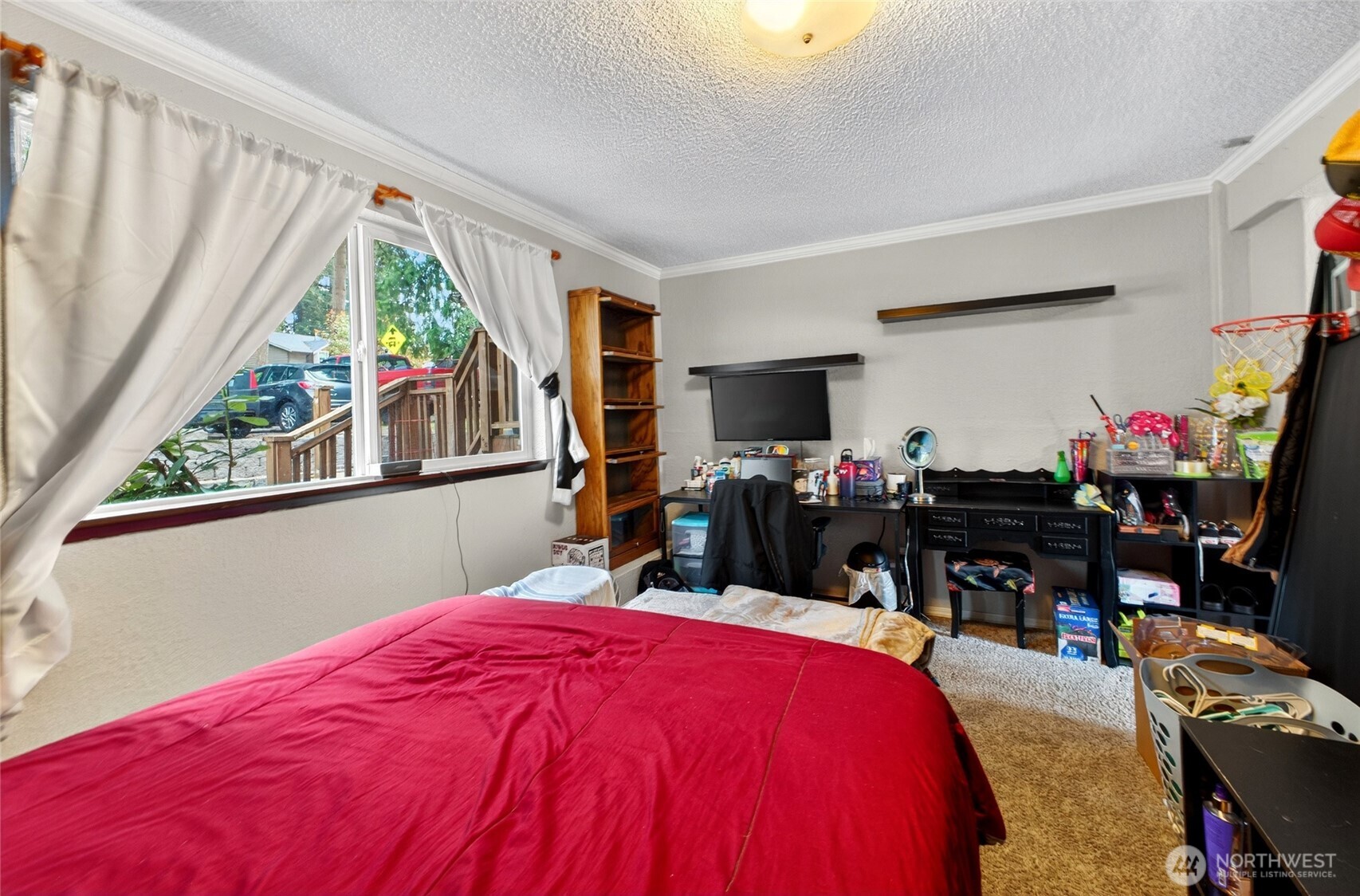 4216 W Tapps Drive Property Photo 22