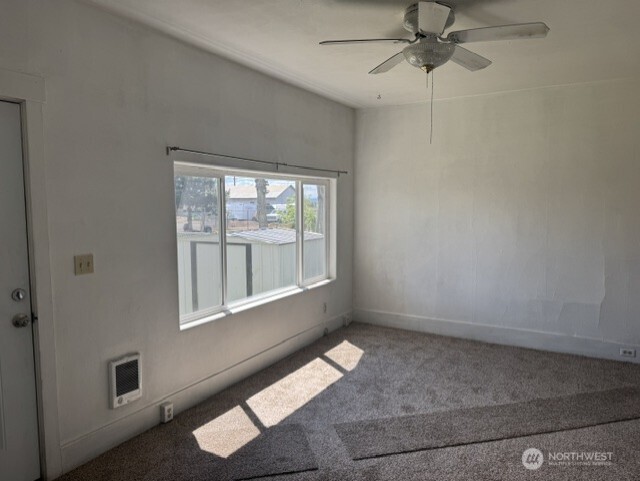 940 Edith Avenue Property Photo 2