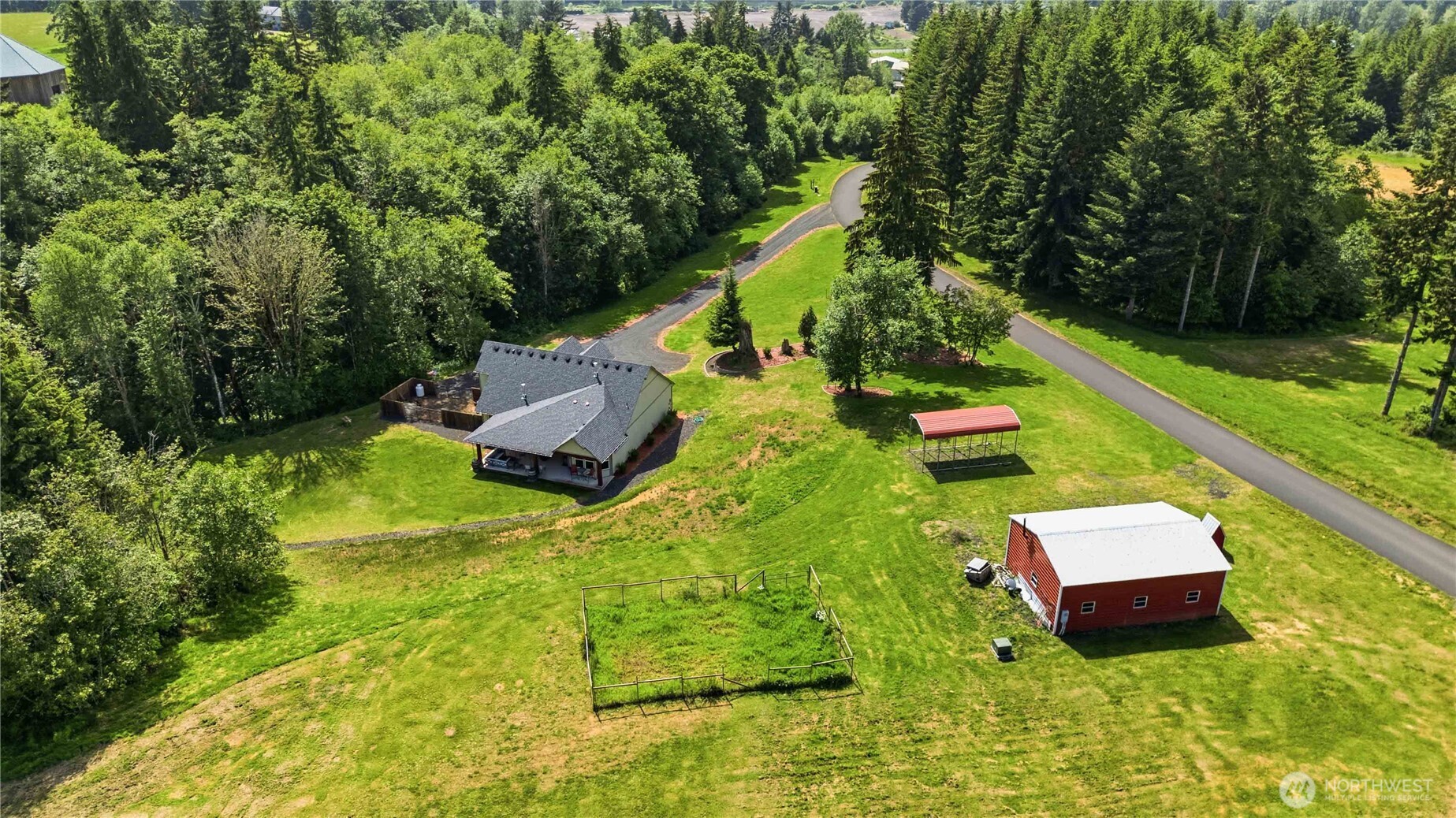 30 Forest Heights Property Photo 4
