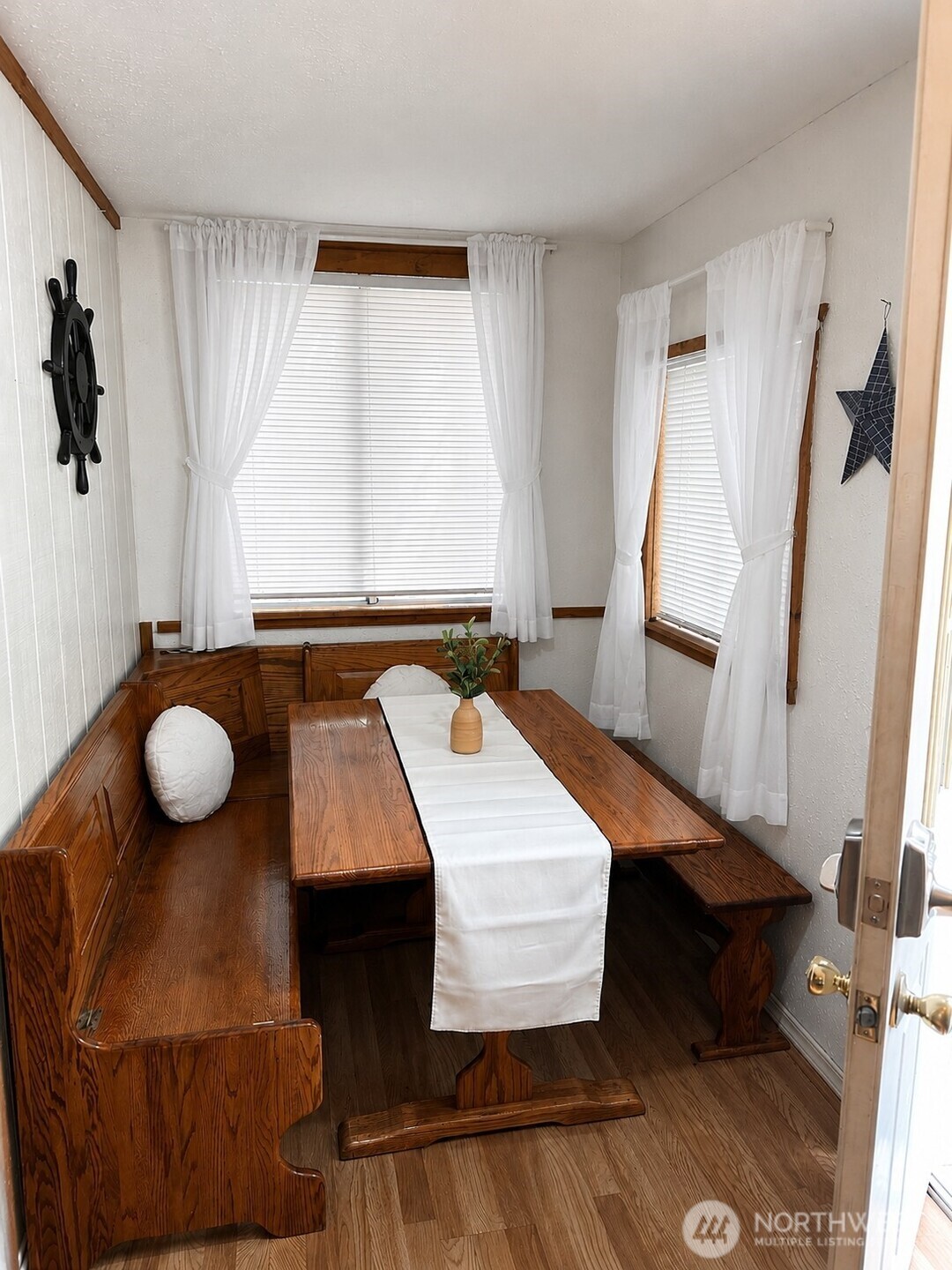 120 N Wynoochee Drive Property Photo 14