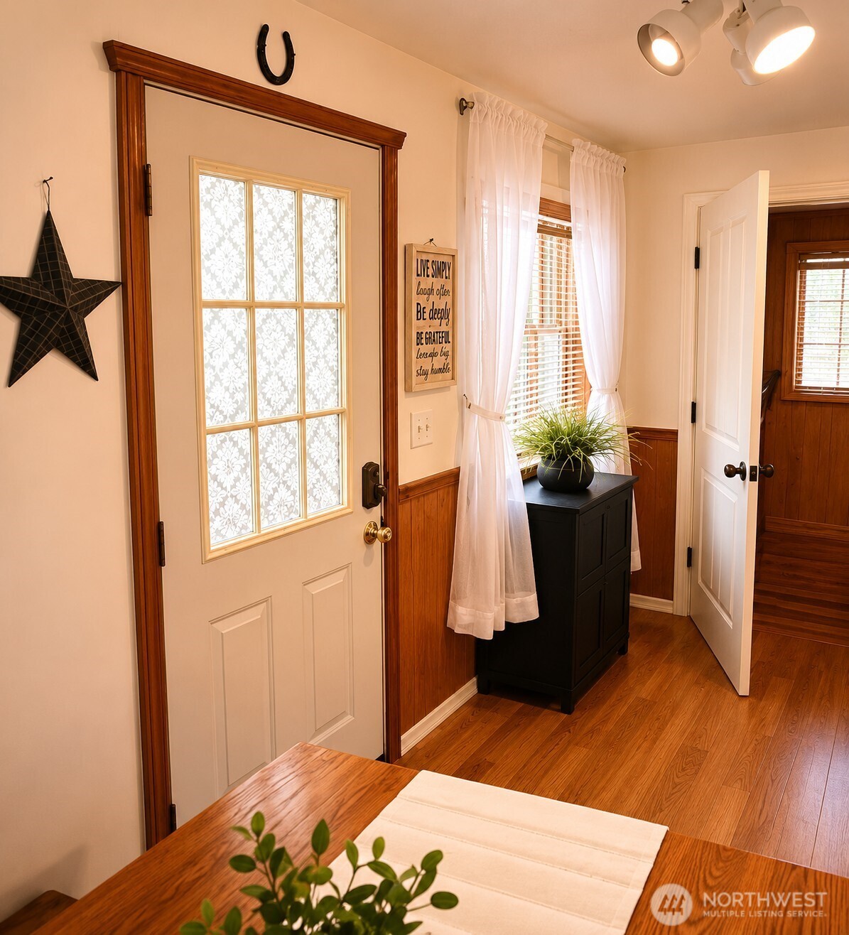 120 N Wynoochee Drive Property Photo 15