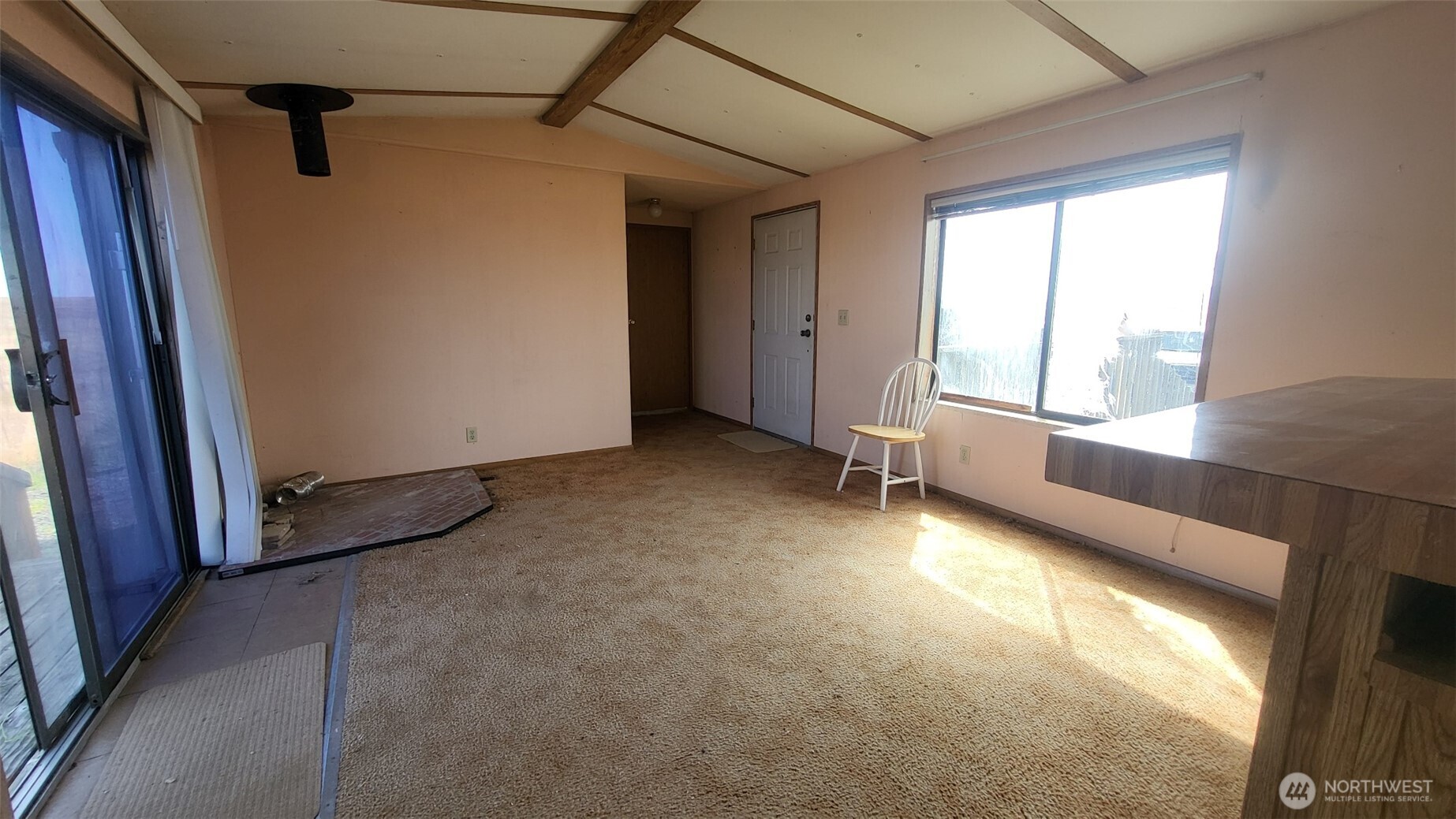 2750 Ne Rd 16 Property Photo 9