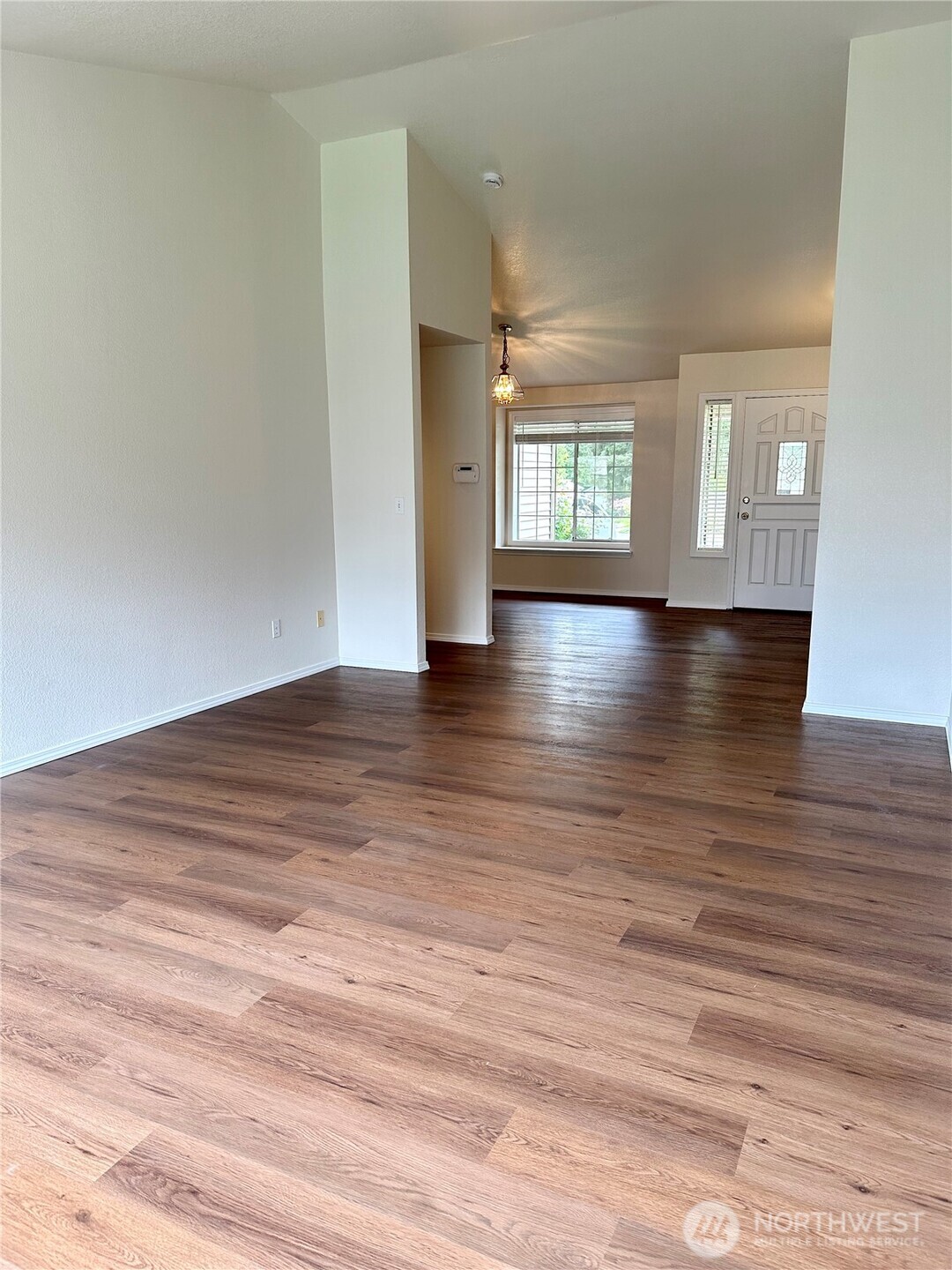2137 Springview Drive Property Photo 3