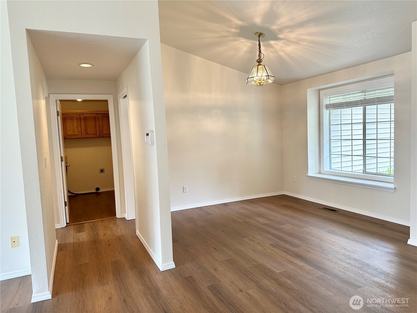 2137 Springview Drive Property Photo 5