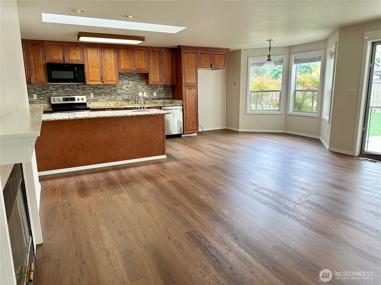2137 Springview Drive Property Photo 11