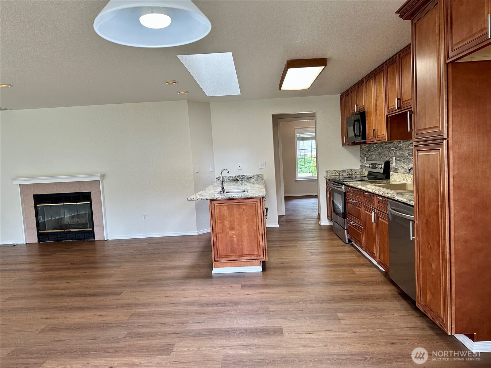 2137 Springview Drive Property Photo 16
