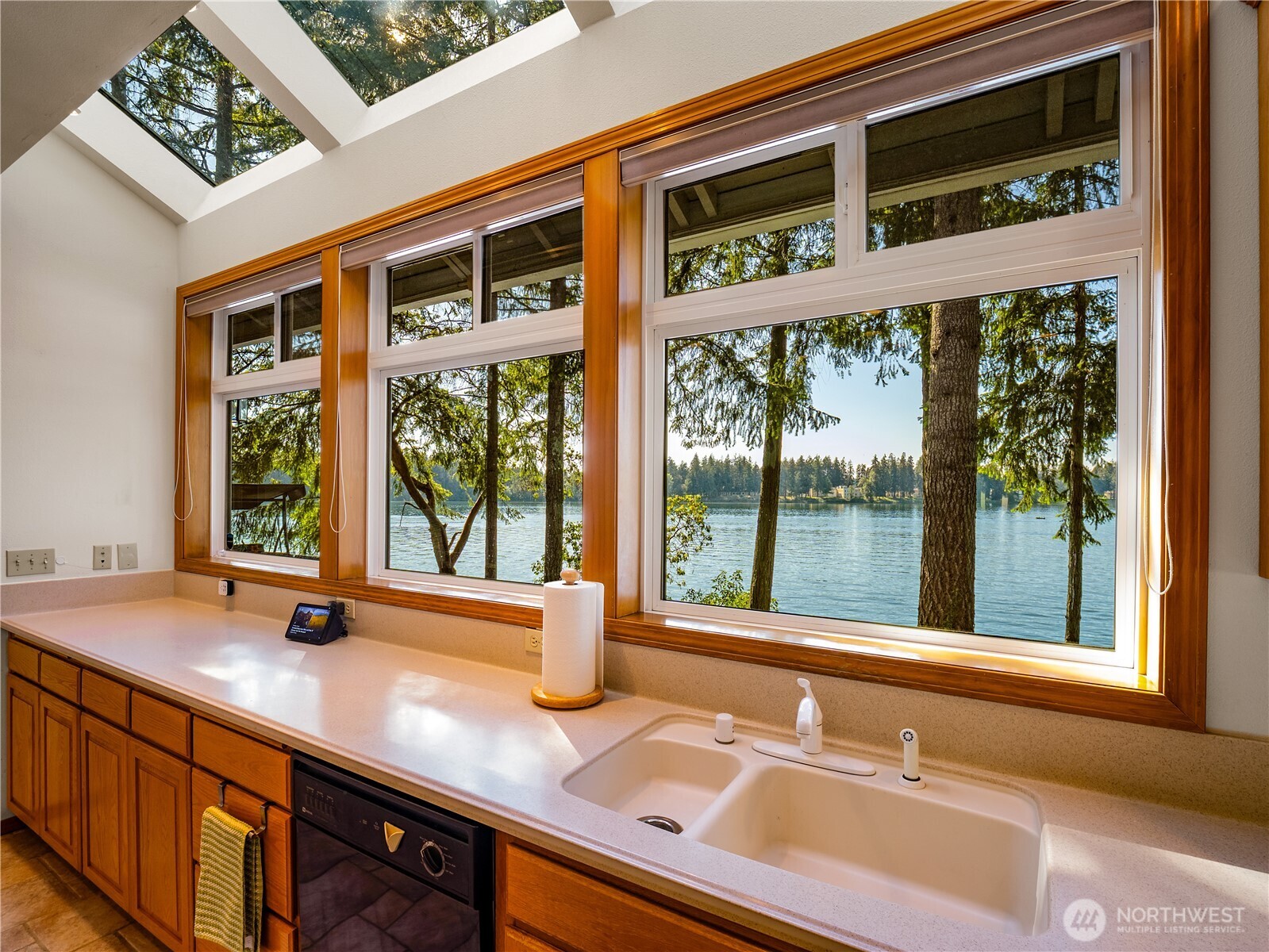 56 Silcox Island Property Photo 10