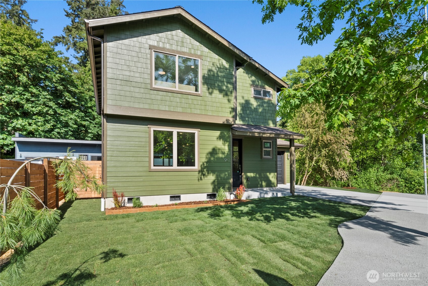 1941 Division Street Property Photo 33