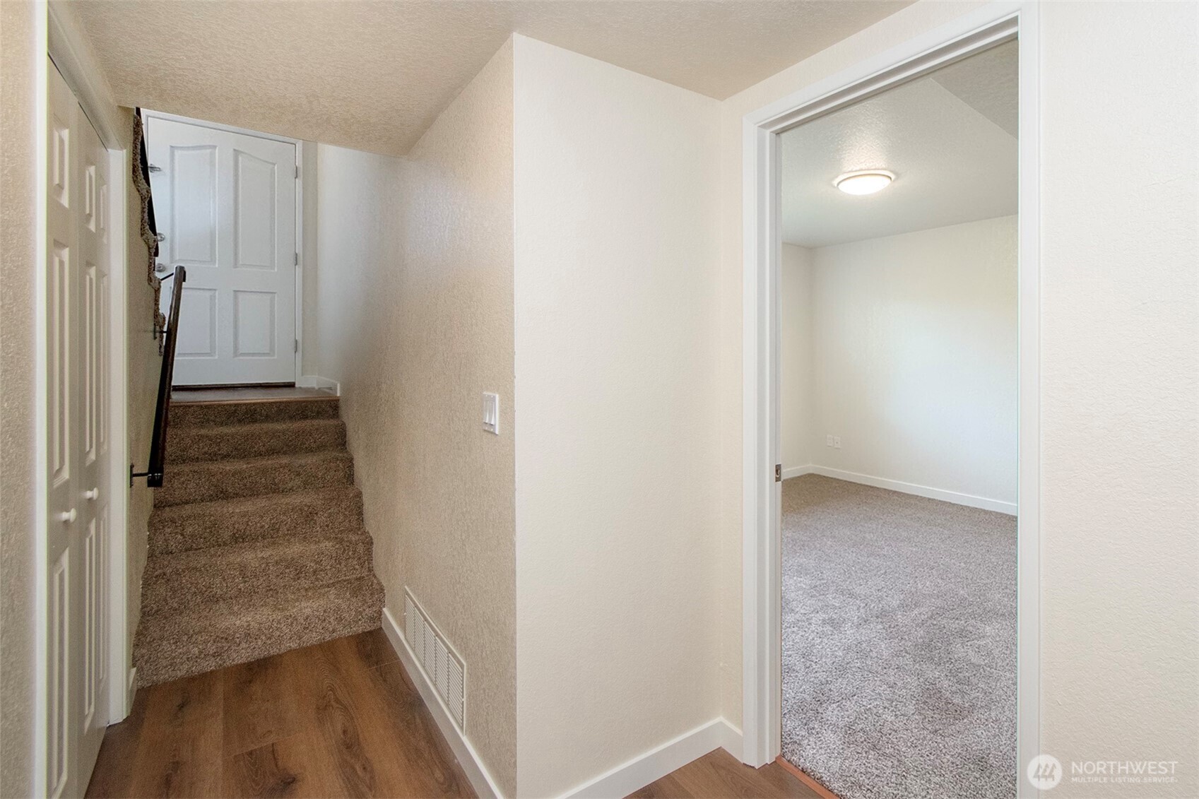 1212 E Craig Avenue 7 Property Photo 21