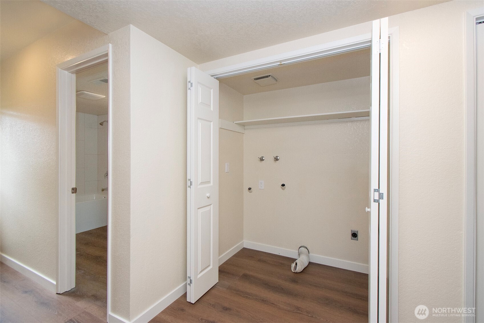 1212 E Craig Avenue 7 Property Photo 29