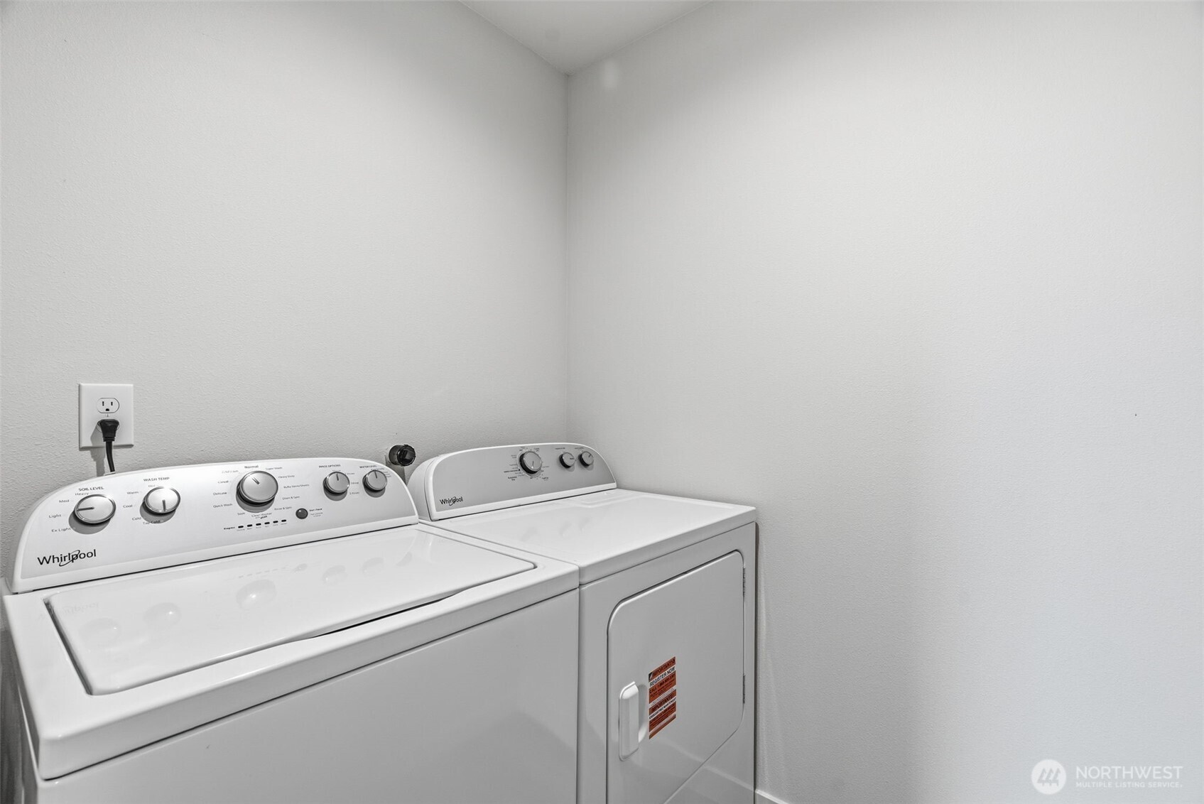 230 Glengate Street Property Photo 16