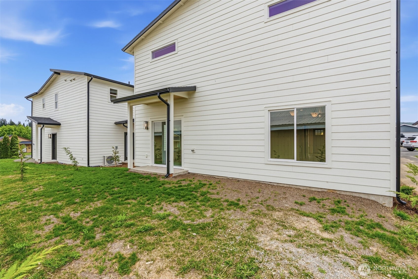 210 Glengate Street Property Photo 25