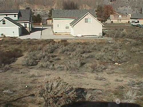 275 W Beach Drive Property Photo 8