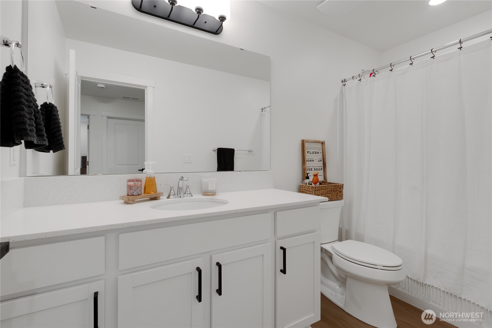 13411 Liberty Place Property Photo 20