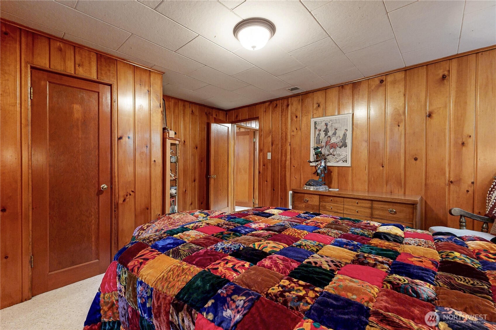 558 Juniper Street Property Photo 25