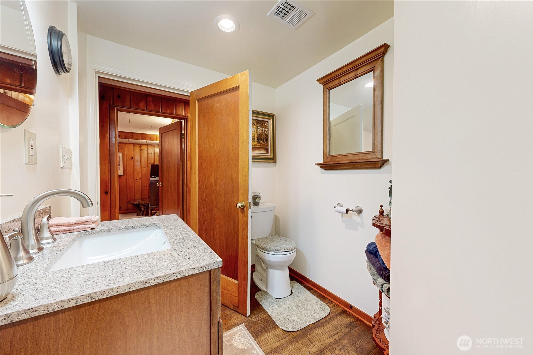 558 Juniper Street Property Photo 30