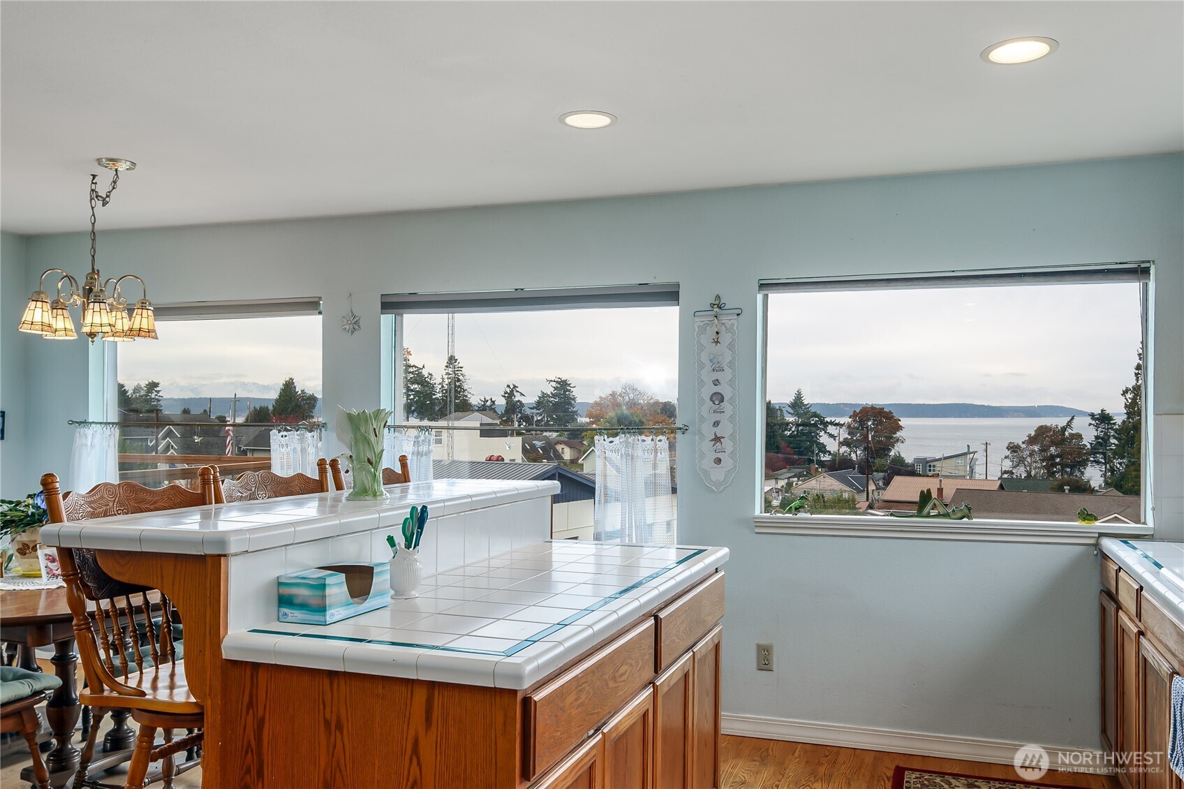 243 Henning Drive Property Photo 13
