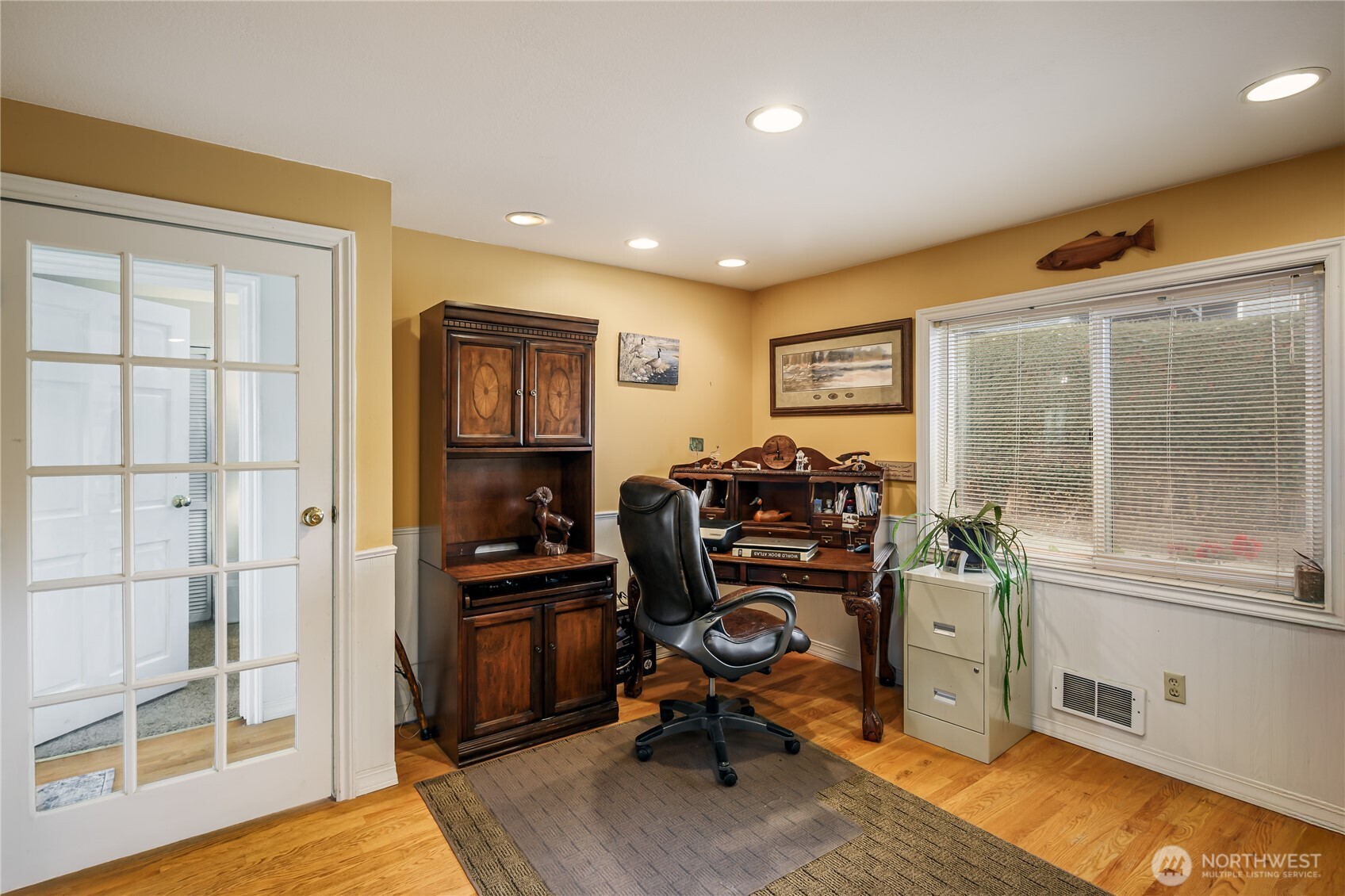 243 Henning Drive Property Photo 18