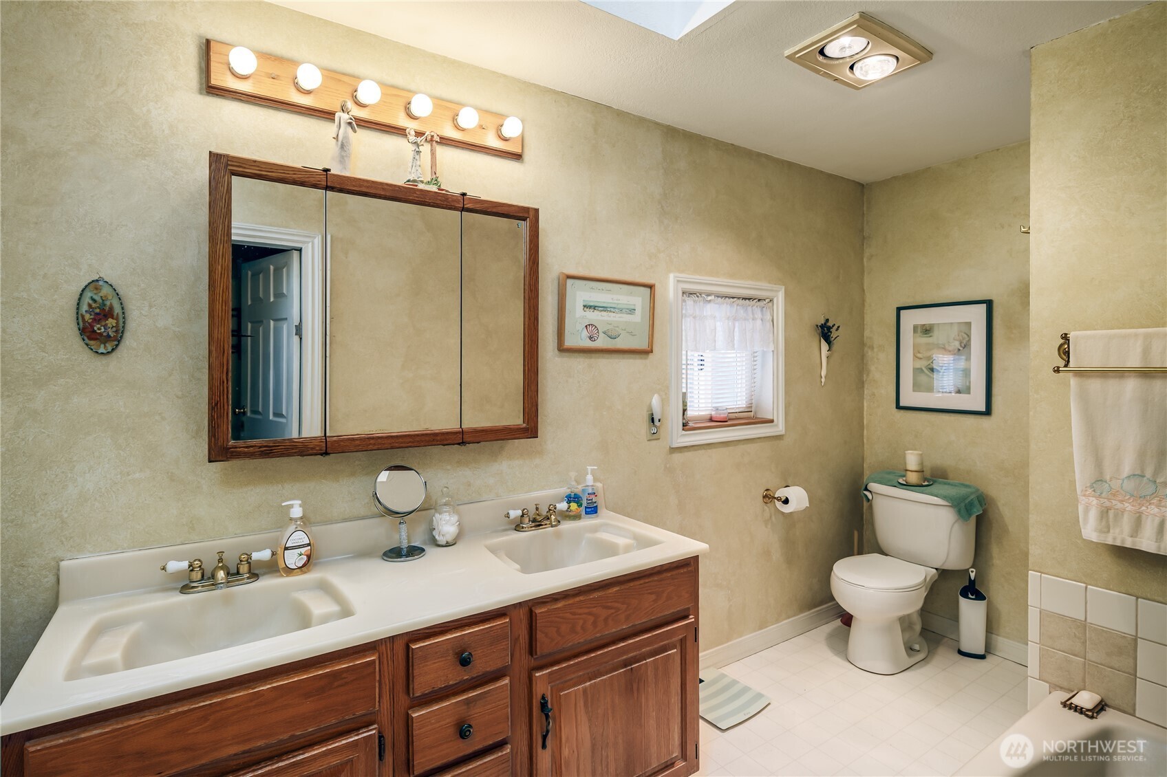 243 Henning Drive Property Photo 22