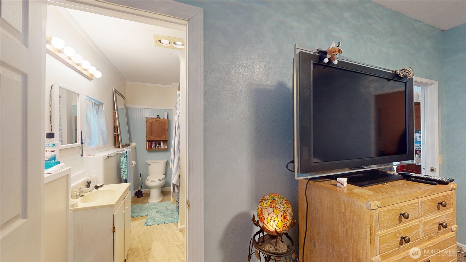 243 Henning Drive Property Photo 36
