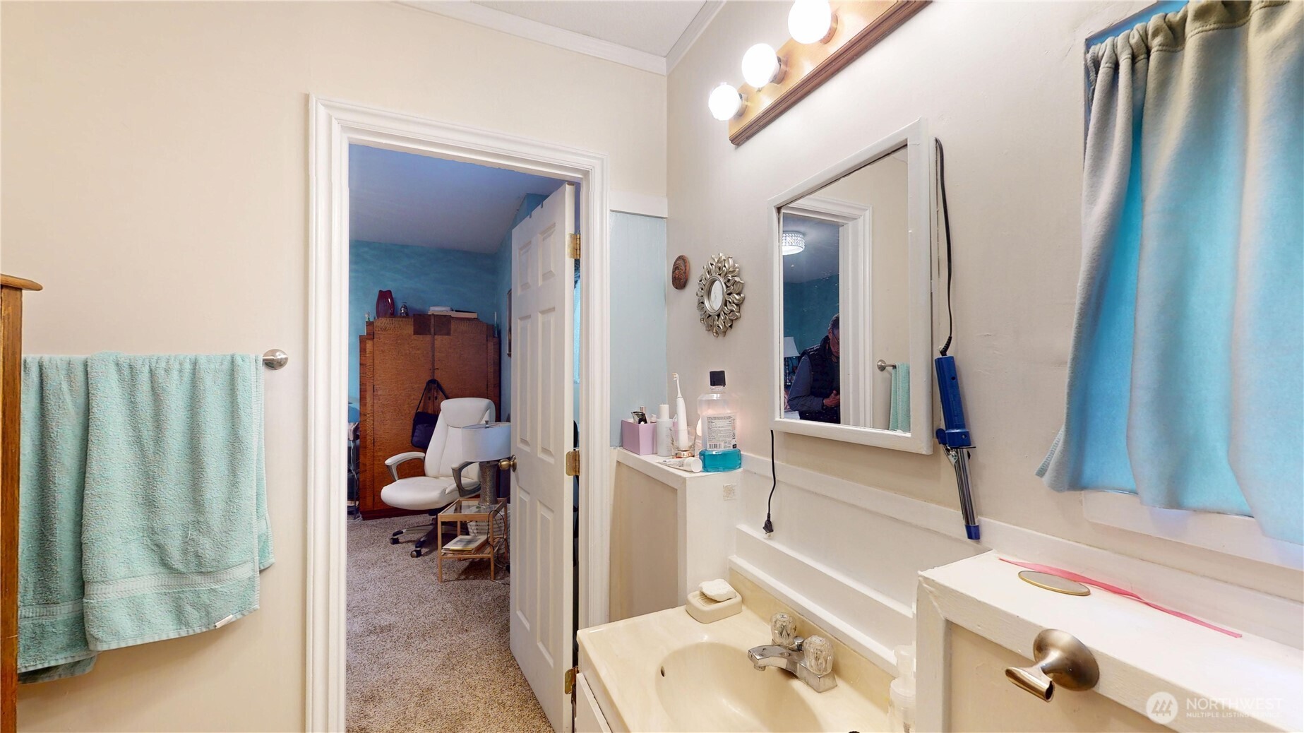 243 Henning Drive Property Photo 38
