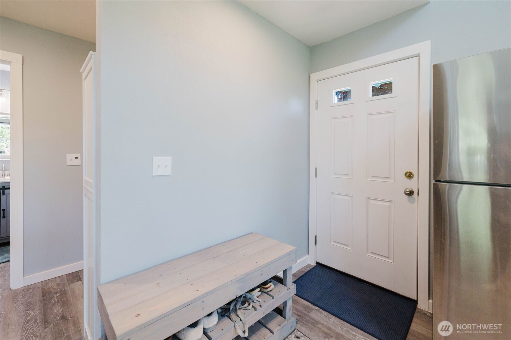 814 Shark Court Property Photo 5