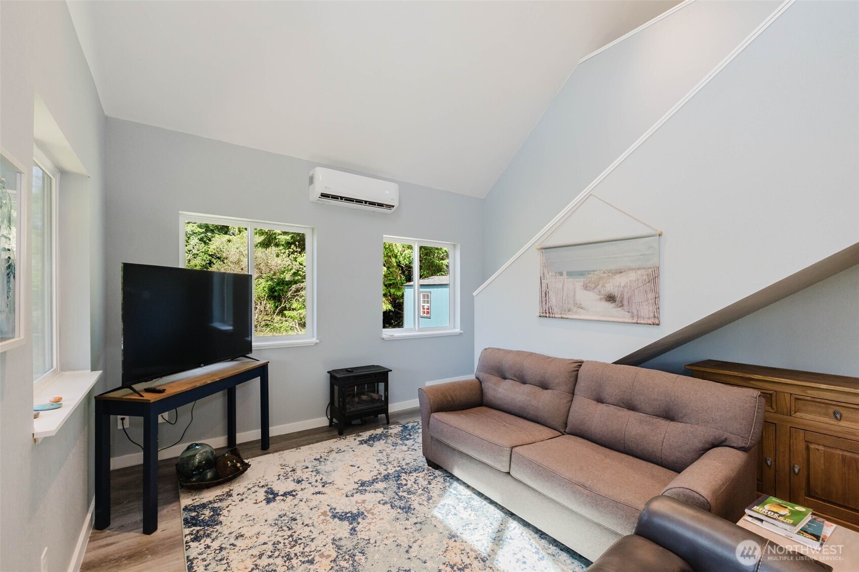 814 Shark Court Property Photo 9