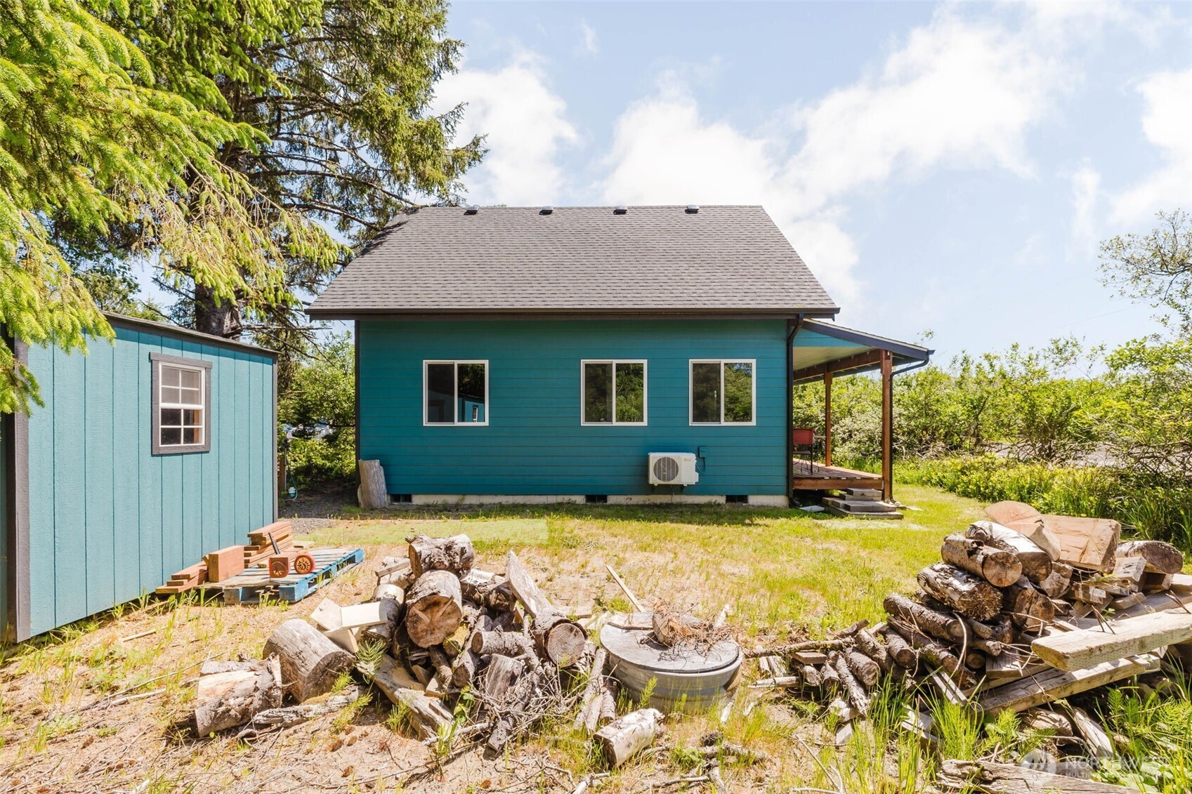 814 Shark Court Property Photo 23