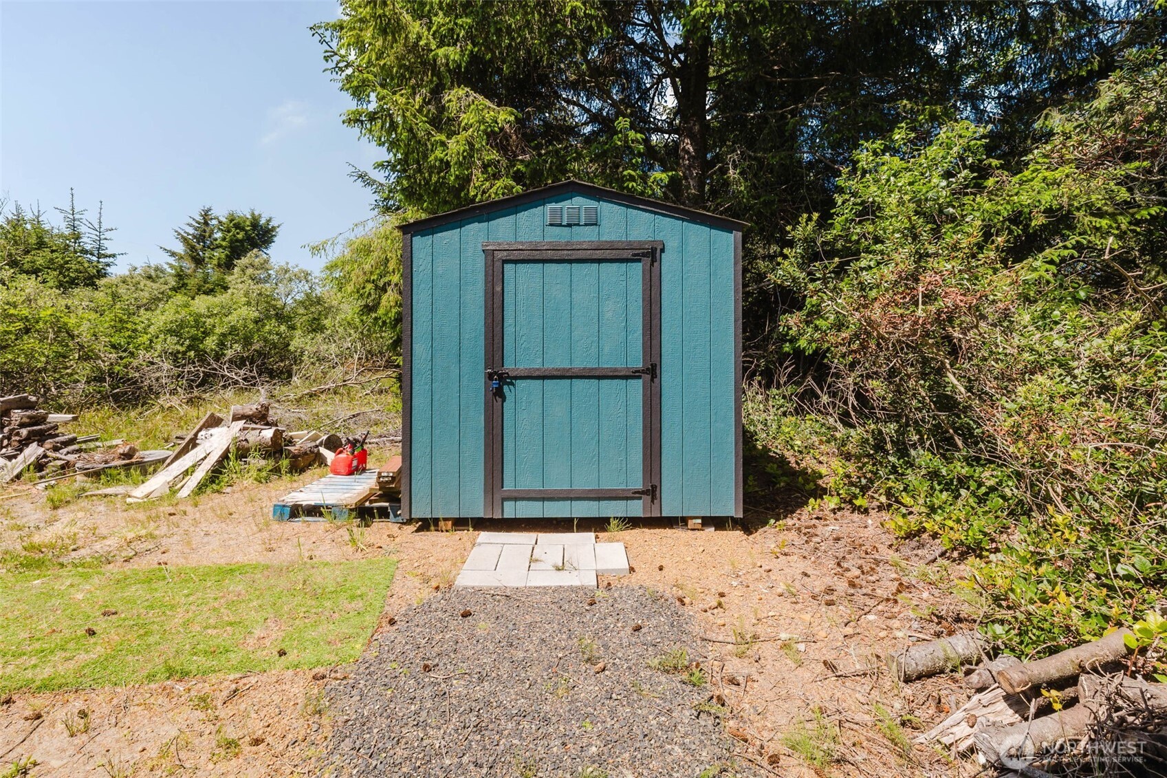 814 Shark Court Property Photo 27