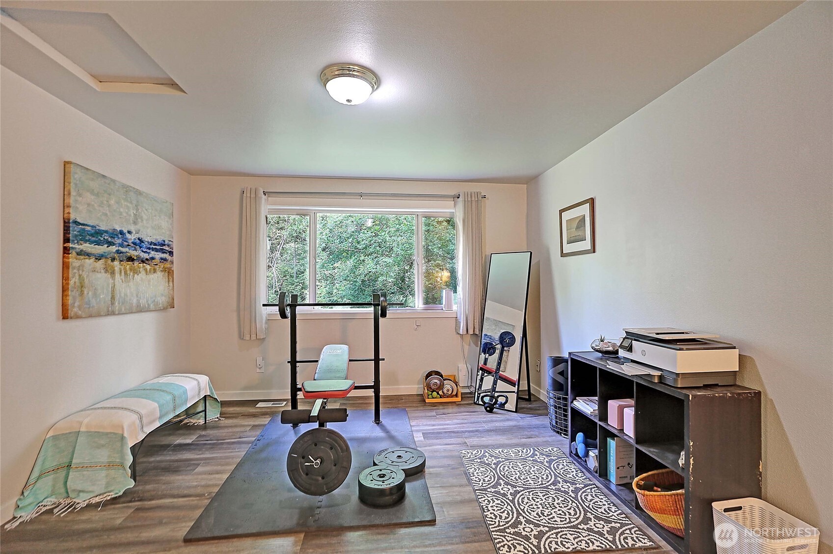 4433 Village Road Property Photo 24