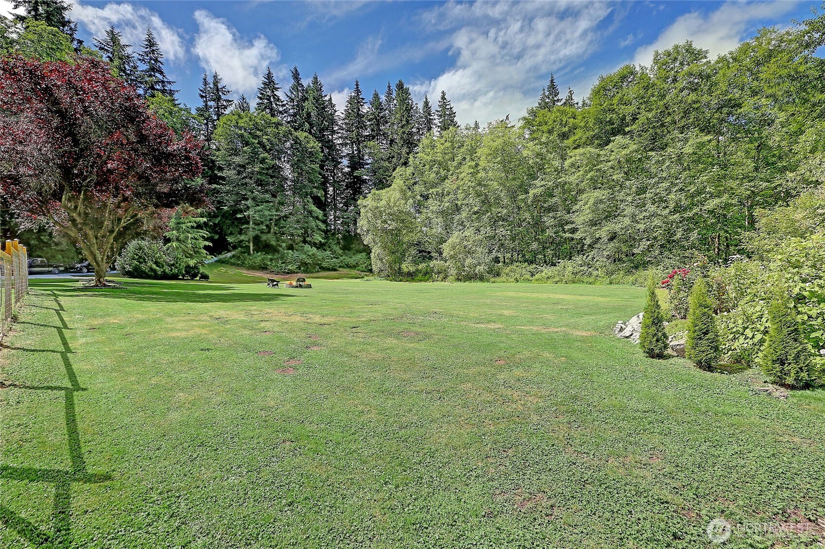 4433 Village Road Property Photo 32