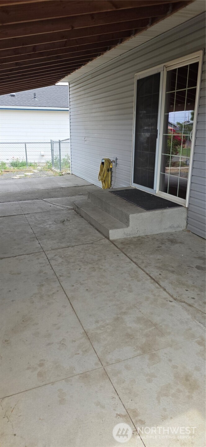 345 Se 6th Avenue Property Photo 14
