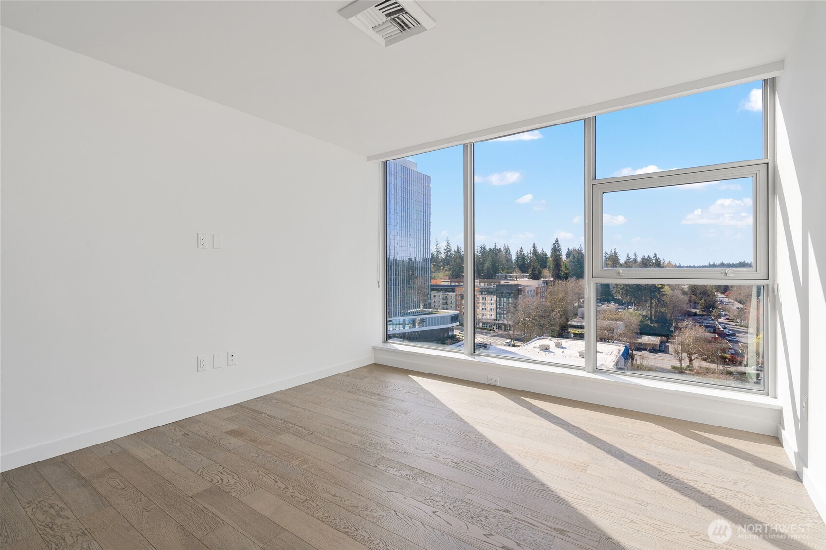 188 Bellevue Way 805 Property Photo 17