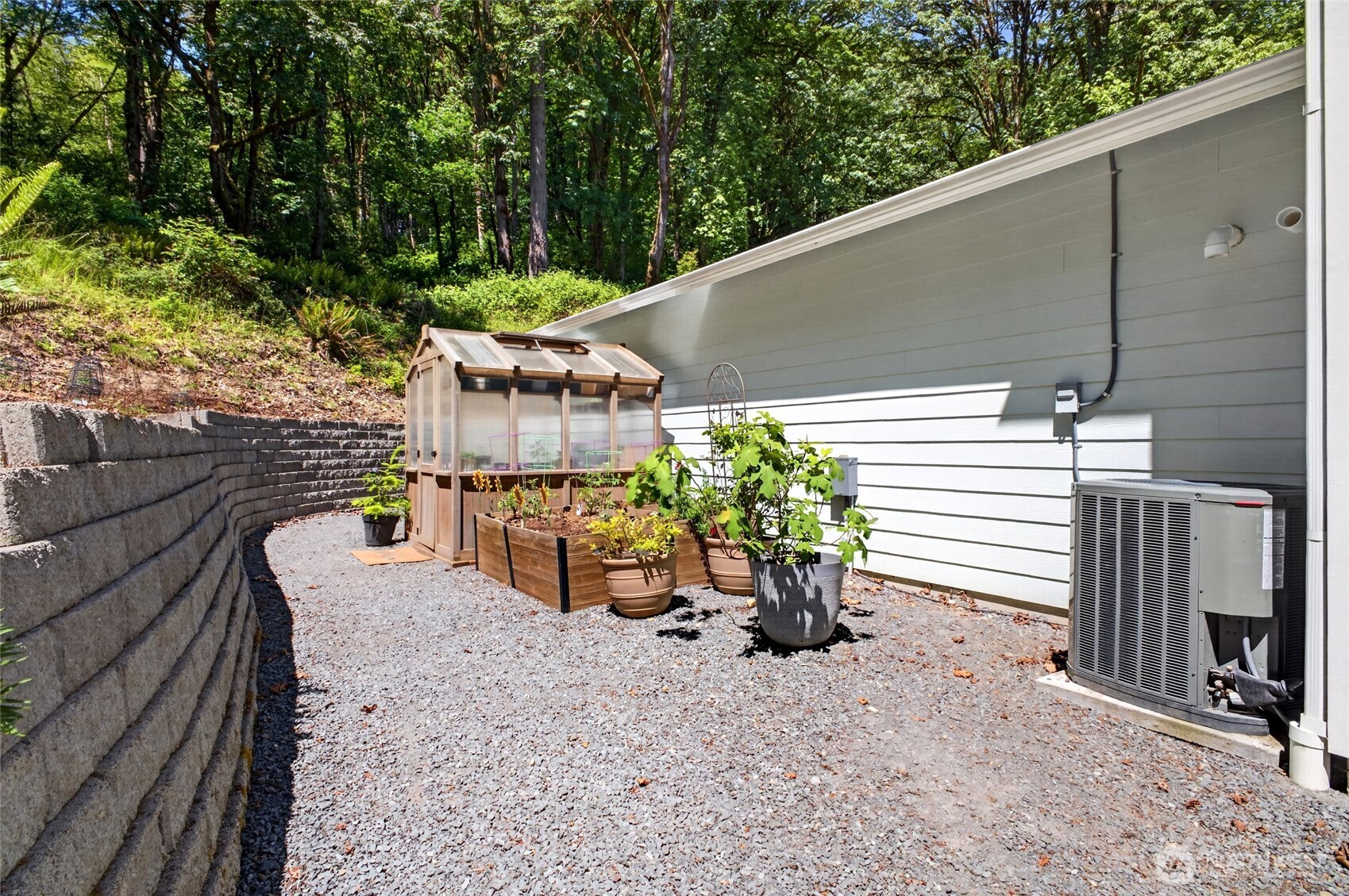 11232 Crescent Valley Dr Nw Property Photo 31