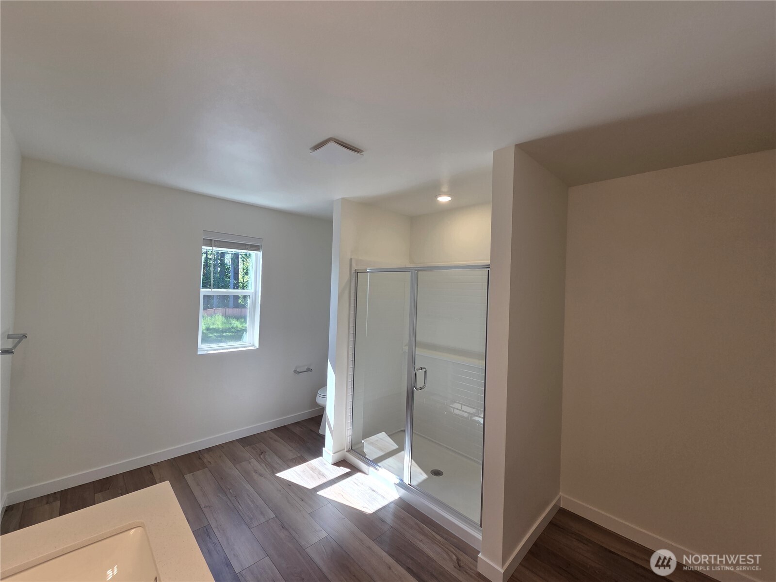 451 185th Street Ct 16 Property Photo 17