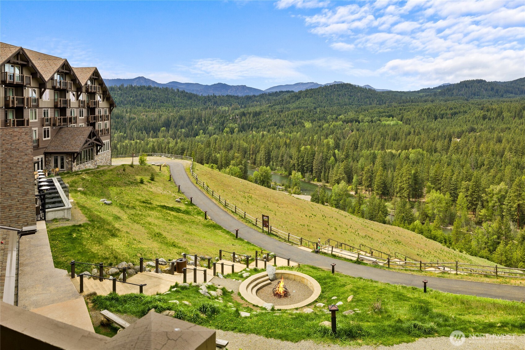 3600 Suncadia Trail 3043 Property Photo 2